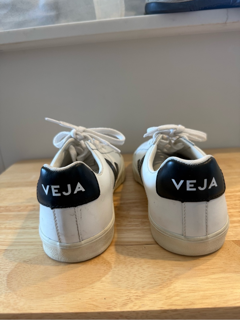 Women’s Veja Sneaker